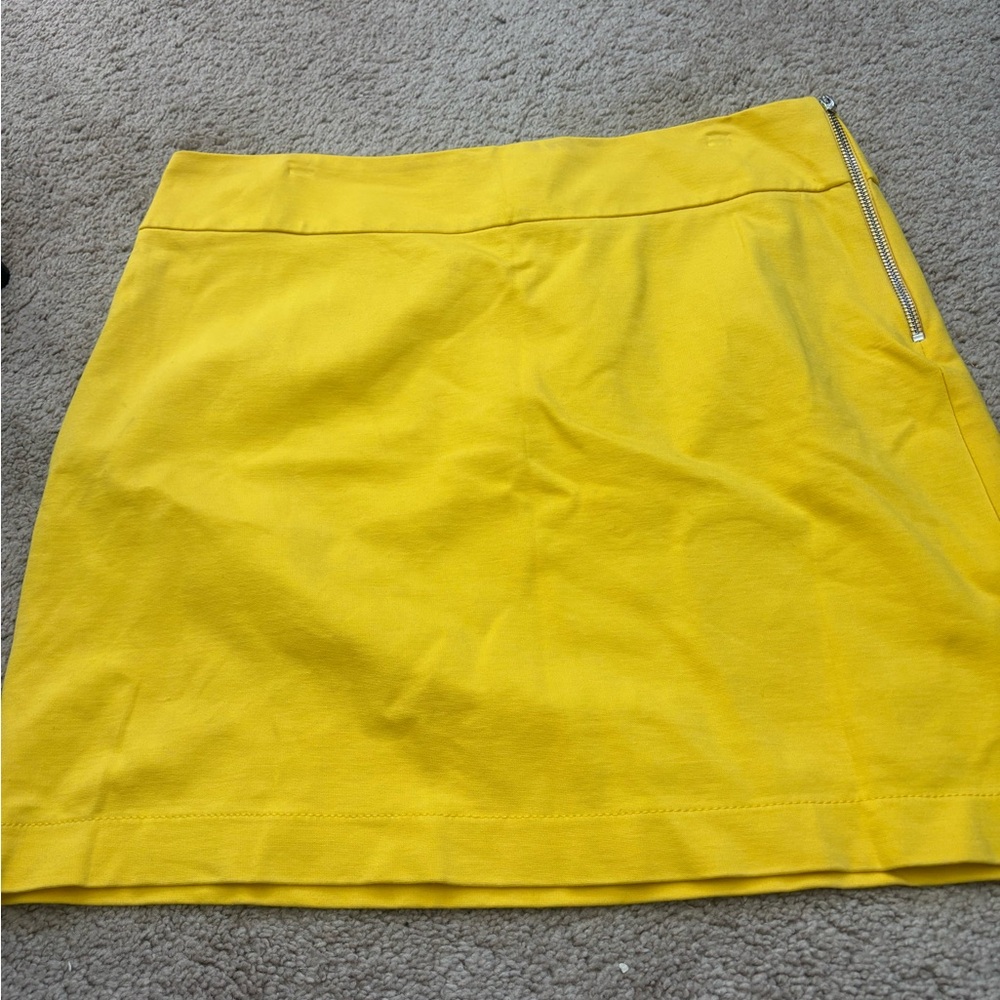 Banana Republic Bright Yellow Mini Skirt - 15.5 inches long